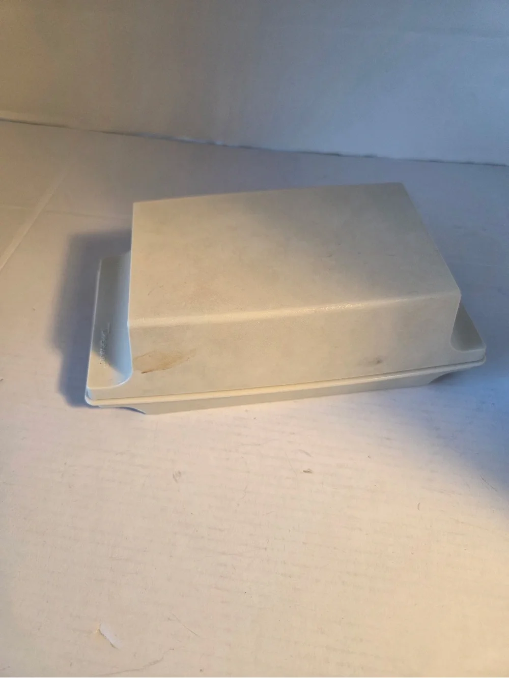 Vintage Tupperware Double Butte Container With Lid